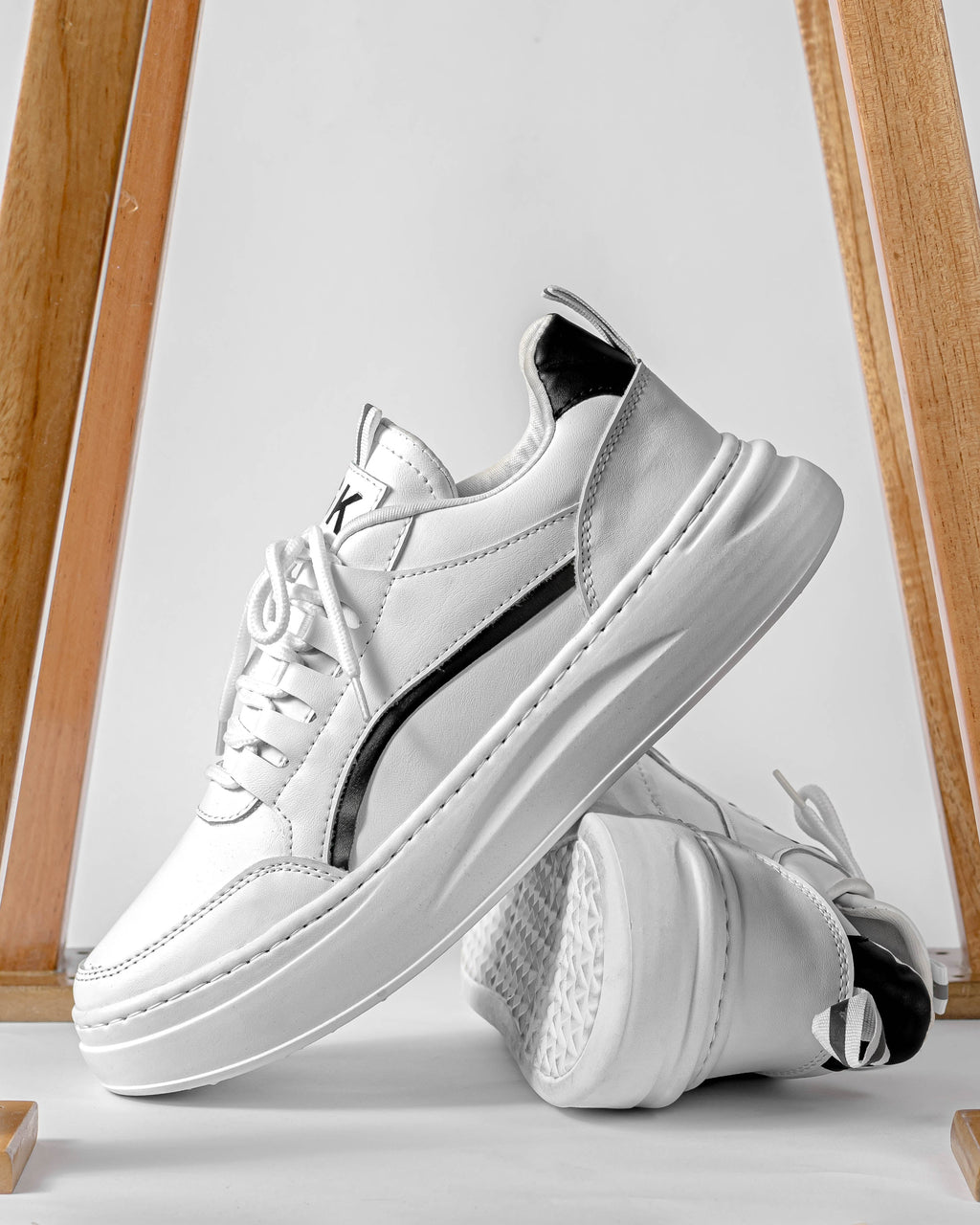 gid://shopify/MediaImage/25708260098118